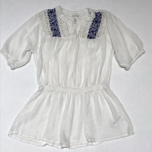 Forever‎ 21 Boho White Top